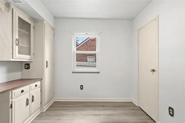 3343 MAPLE gallery image 8