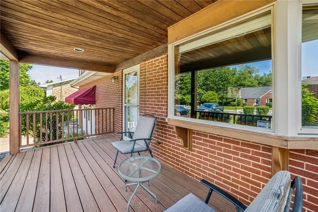 335 East Union Road gallery image 4