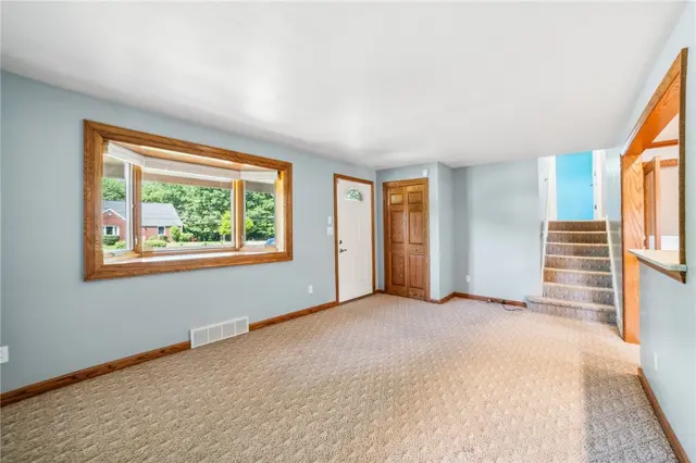 335 East Union Road gallery image 10