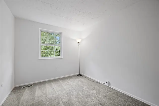 335 Laporte Ct gallery image 14