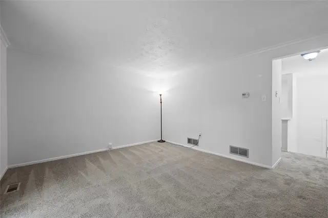 335 Laporte Ct gallery image 17