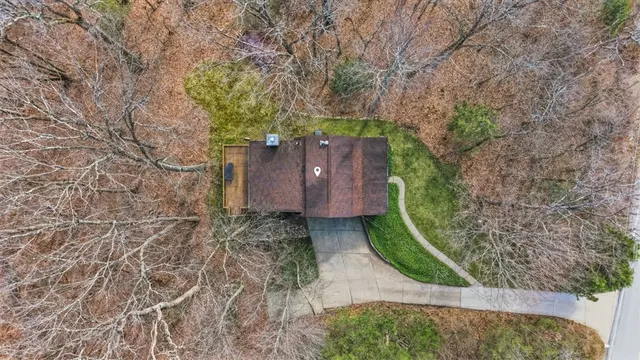 335 Mingo Road gallery image 31