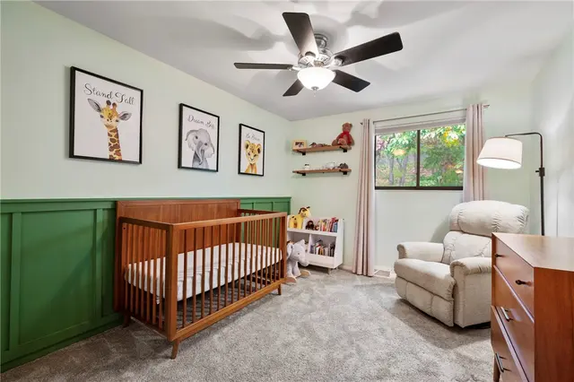 335 WOODBRIDGE DR gallery image 4