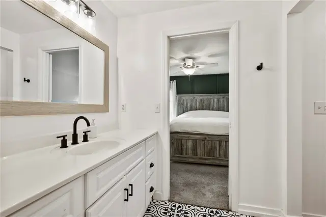 335 WOODBRIDGE DR gallery image 8