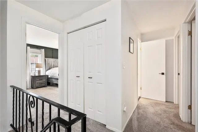 335 WOODBRIDGE DR gallery image 15