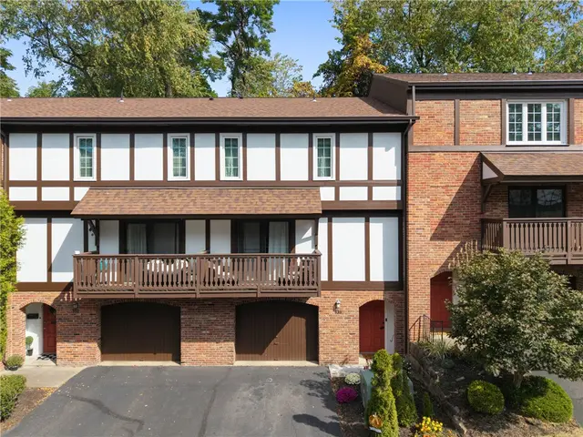 335 WOODBRIDGE DR gallery image 20