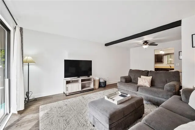 335 WOODBRIDGE DR gallery image 27
