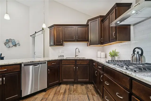 336 Saddlebrook Rd. gallery image 10