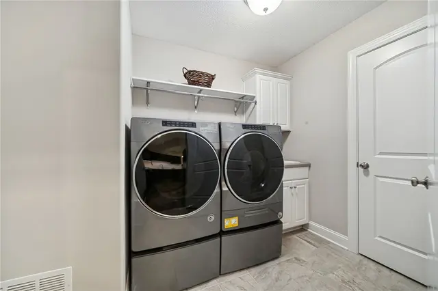 336 Saddlebrook Rd. gallery image 32