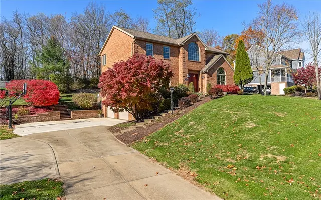 340 Fox Meadow Dr gallery image 6