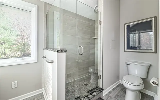 340 Fox Meadow Dr gallery image 20