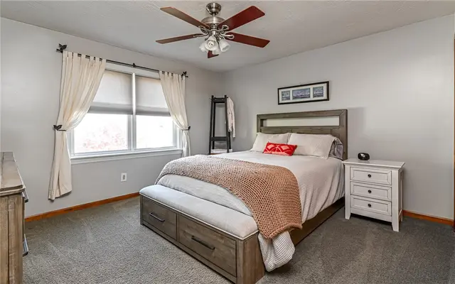 340 Fox Meadow Dr gallery image 29