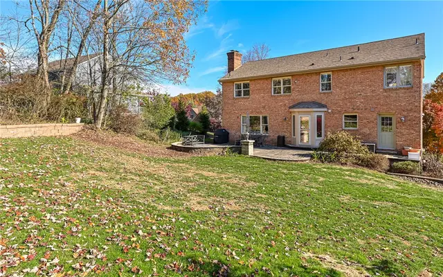 340 Fox Meadow Dr gallery image 32