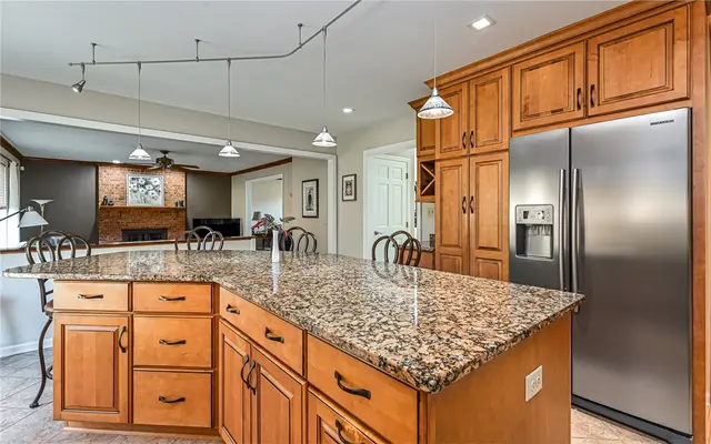 340 Fox Meadow Dr gallery image 33