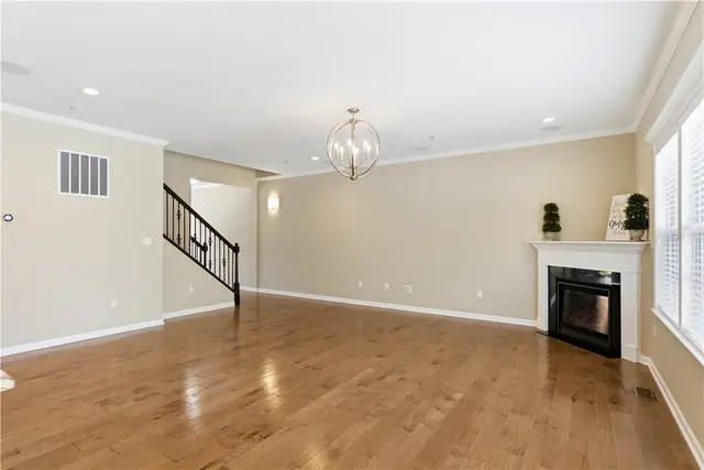 340 Trinity Way gallery image 26