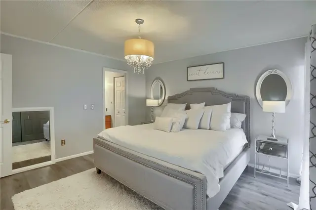 3402 Charlemagne Circle gallery image 6