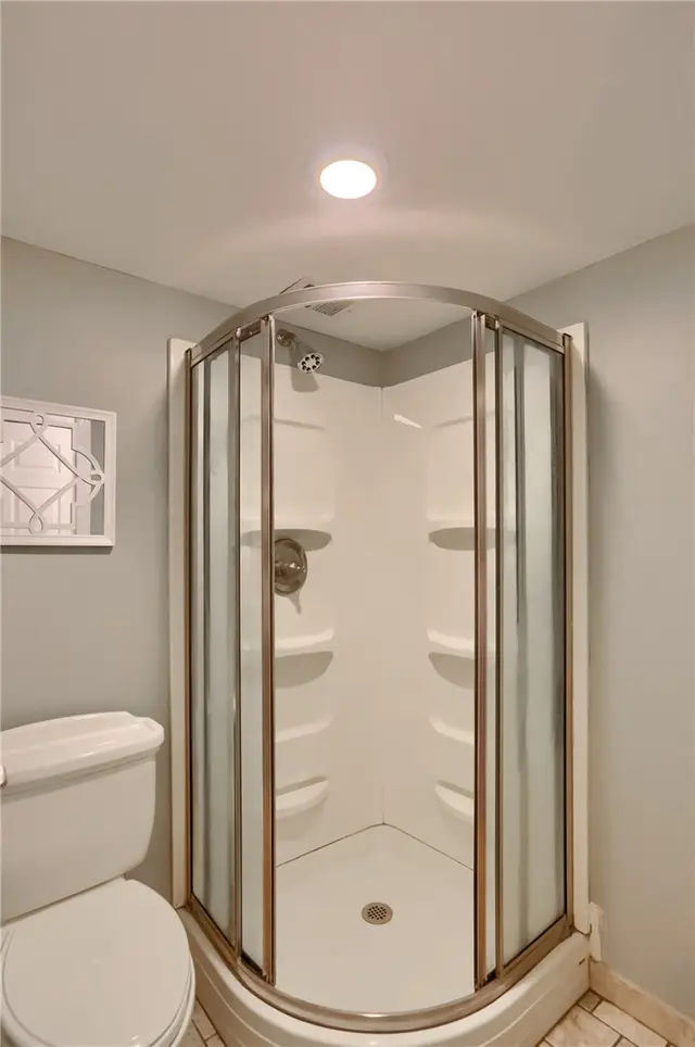 3402 Charlemagne Circle gallery image 9
