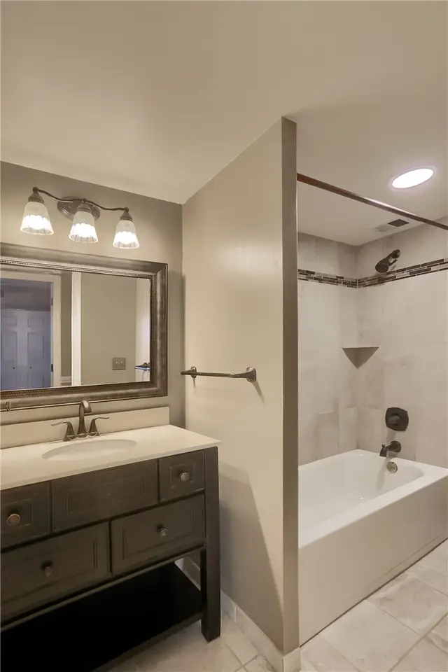 3402 Charlemagne Circle gallery image 23