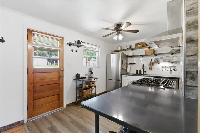 3405 E Stag gallery image 6