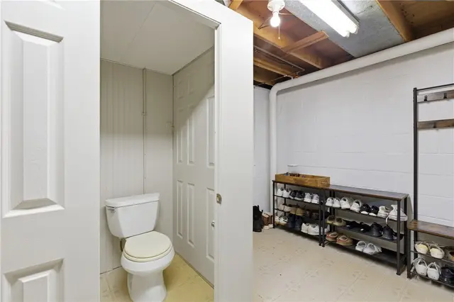 3405 E Stag gallery image 23