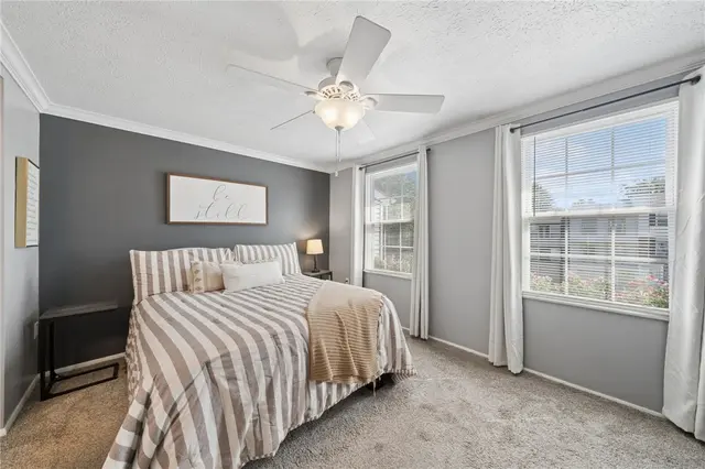 341 Fawn Trl gallery image 27