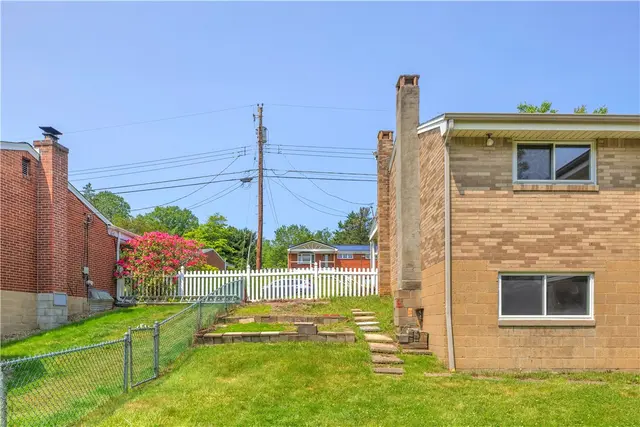 3410 E. Stag Dr. gallery image 2