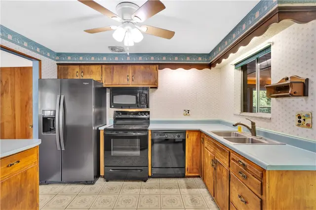 3410 E. Stag Dr. gallery image 5