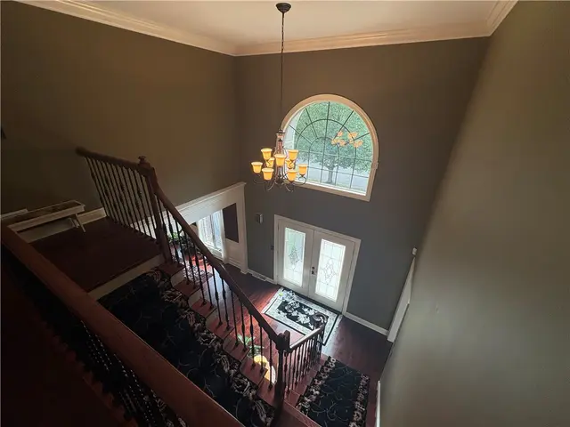 342 Steeplechase Dr gallery image 5