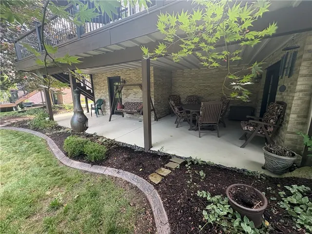 342 Steeplechase Dr gallery image 7