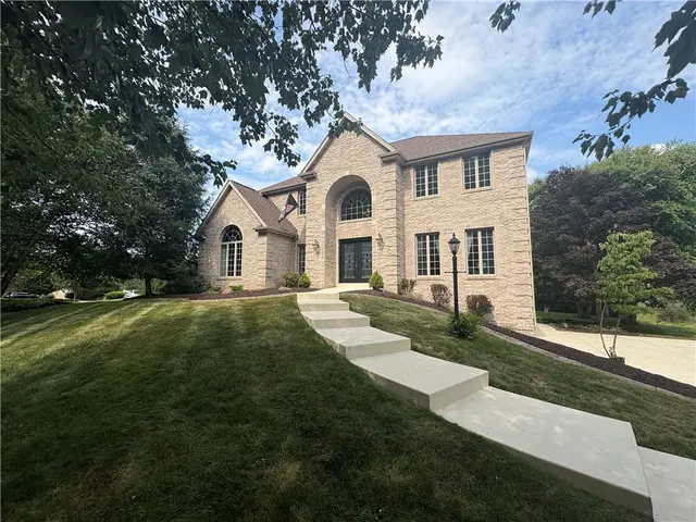 342 Steeplechase Dr gallery image 13