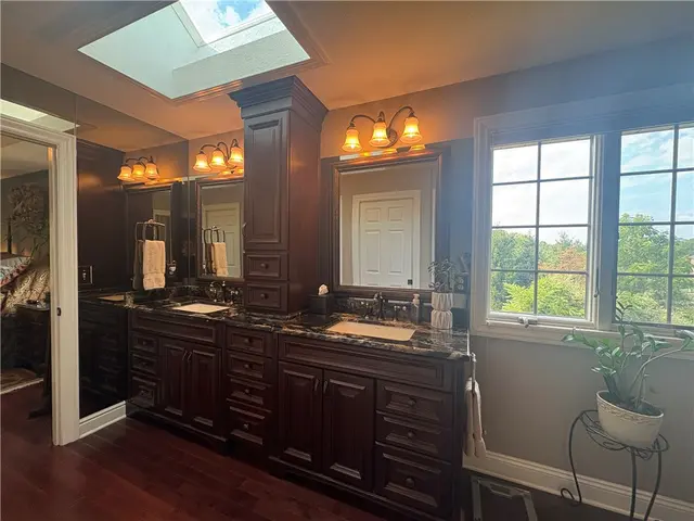 342 Steeplechase Dr gallery image 26