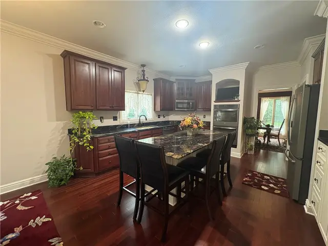 342 Steeplechase Dr gallery image 40