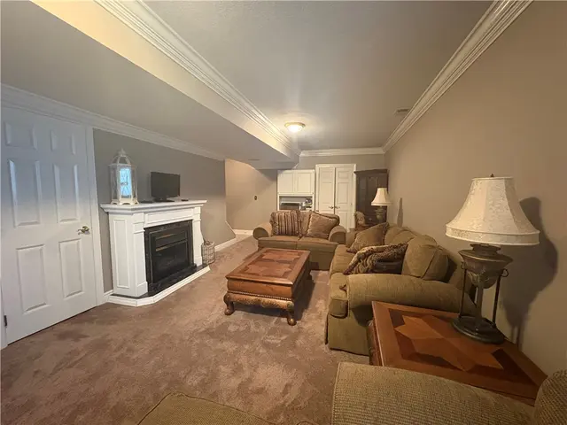 342 Steeplechase Dr gallery image 42