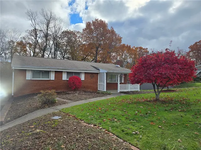 3430 E Stag Dr gallery image 2