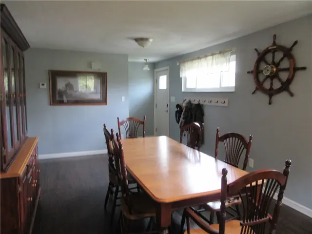 3444 E Stag Dr gallery image 7