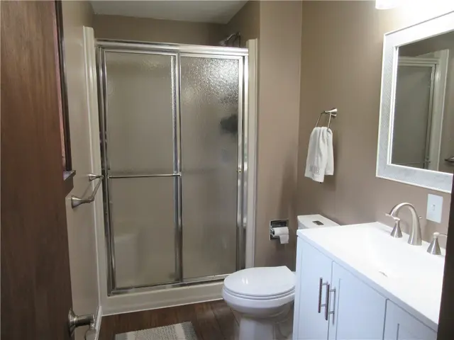 3444 E Stag Dr gallery image 10