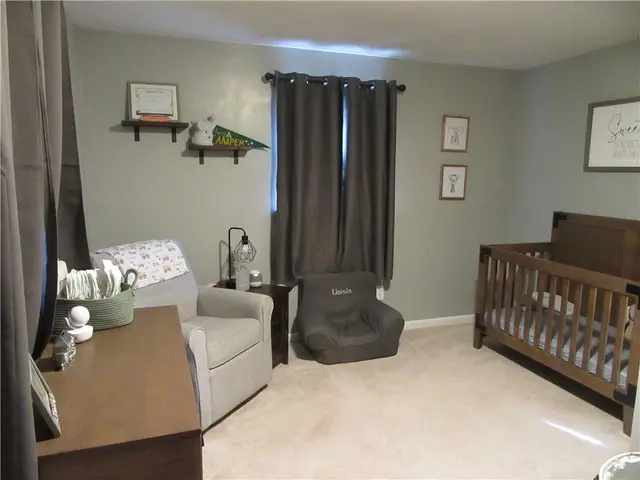 3444 E Stag Dr gallery image 23