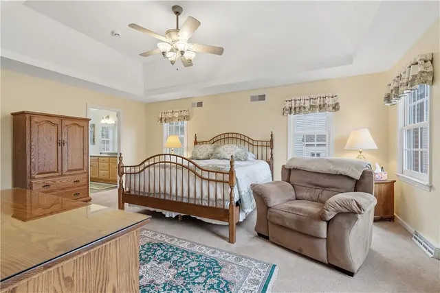345 Ivy Dr gallery image 14