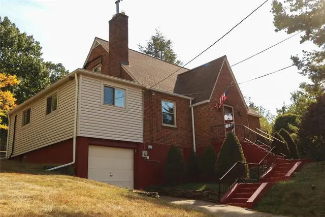 345 Siebert Rd gallery image 11