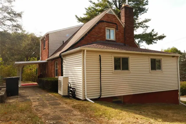 345 Siebert Rd gallery image 29