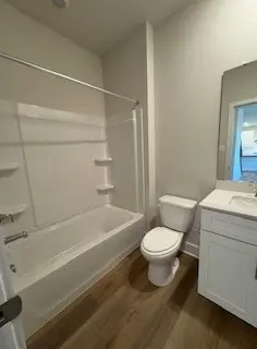 347 Stately Court gallery image 11