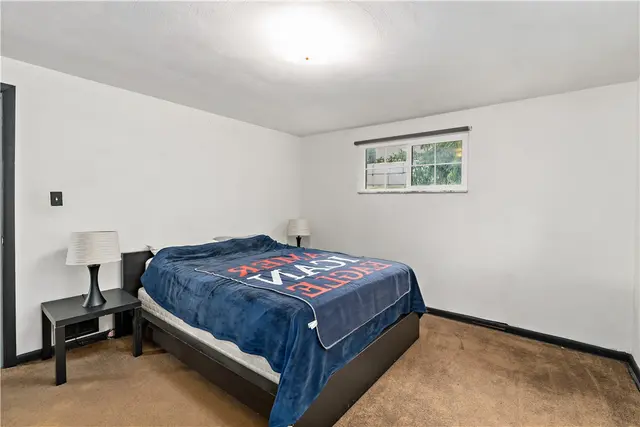 349 Siebert Rd gallery image 2