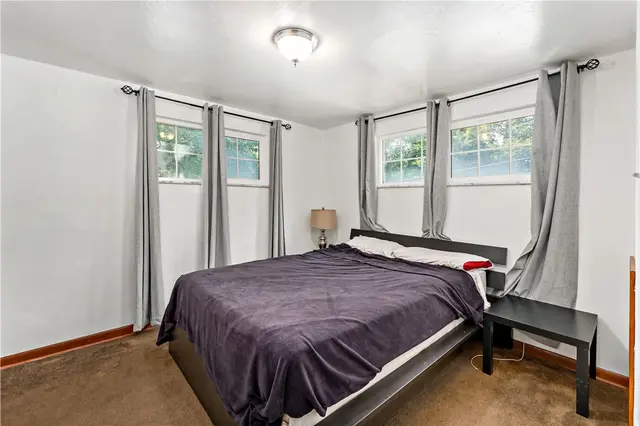 349 Siebert Rd gallery image 14