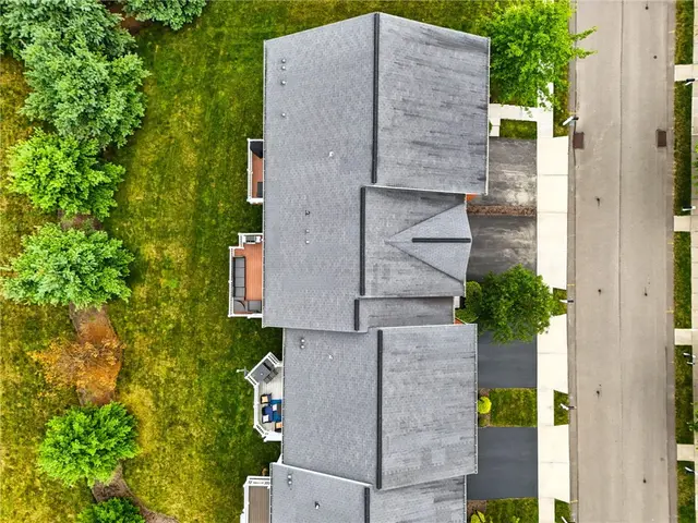 350 Marshall Heights Dr gallery image 10