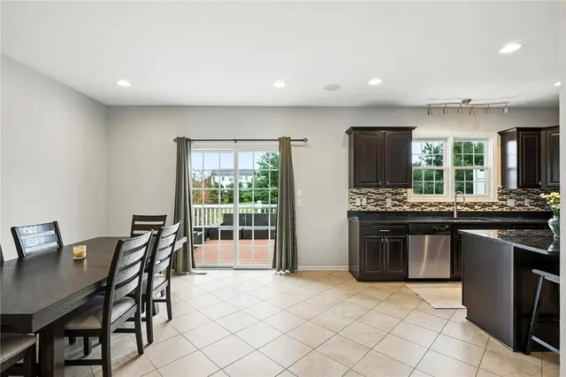 350 Marshall Heights Dr gallery image 13