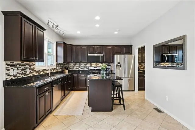 350 Marshall Heights Dr gallery image 31