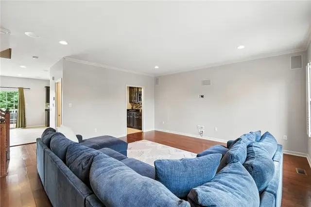 350 Marshall Heights Dr gallery image 35