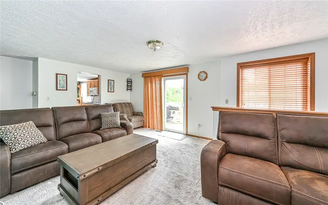 3511 Sunnyvale Dr gallery image 3