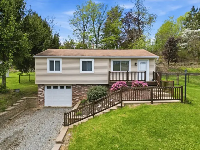 3522 Woodlake Drive gallery image 2