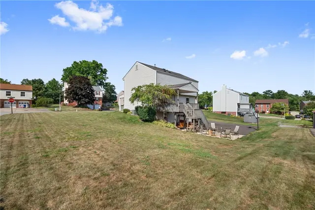 3525 Countrywood Dr gallery image 5
